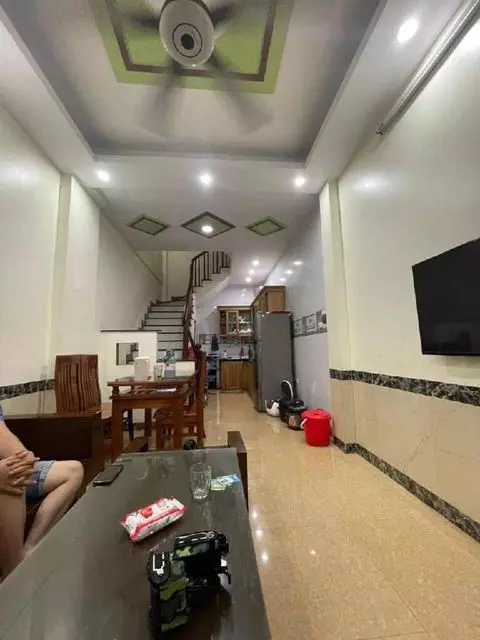 Nam Tu Liem