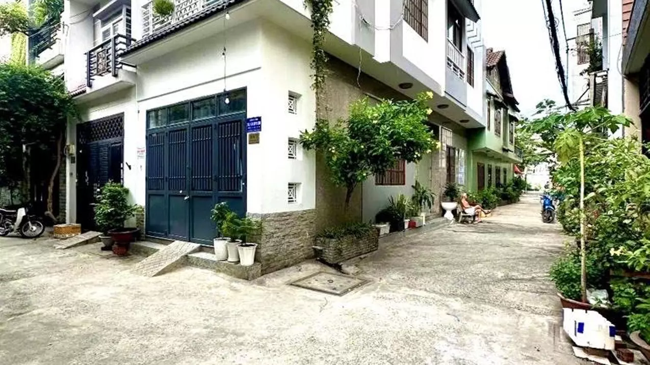 Tan Phu
