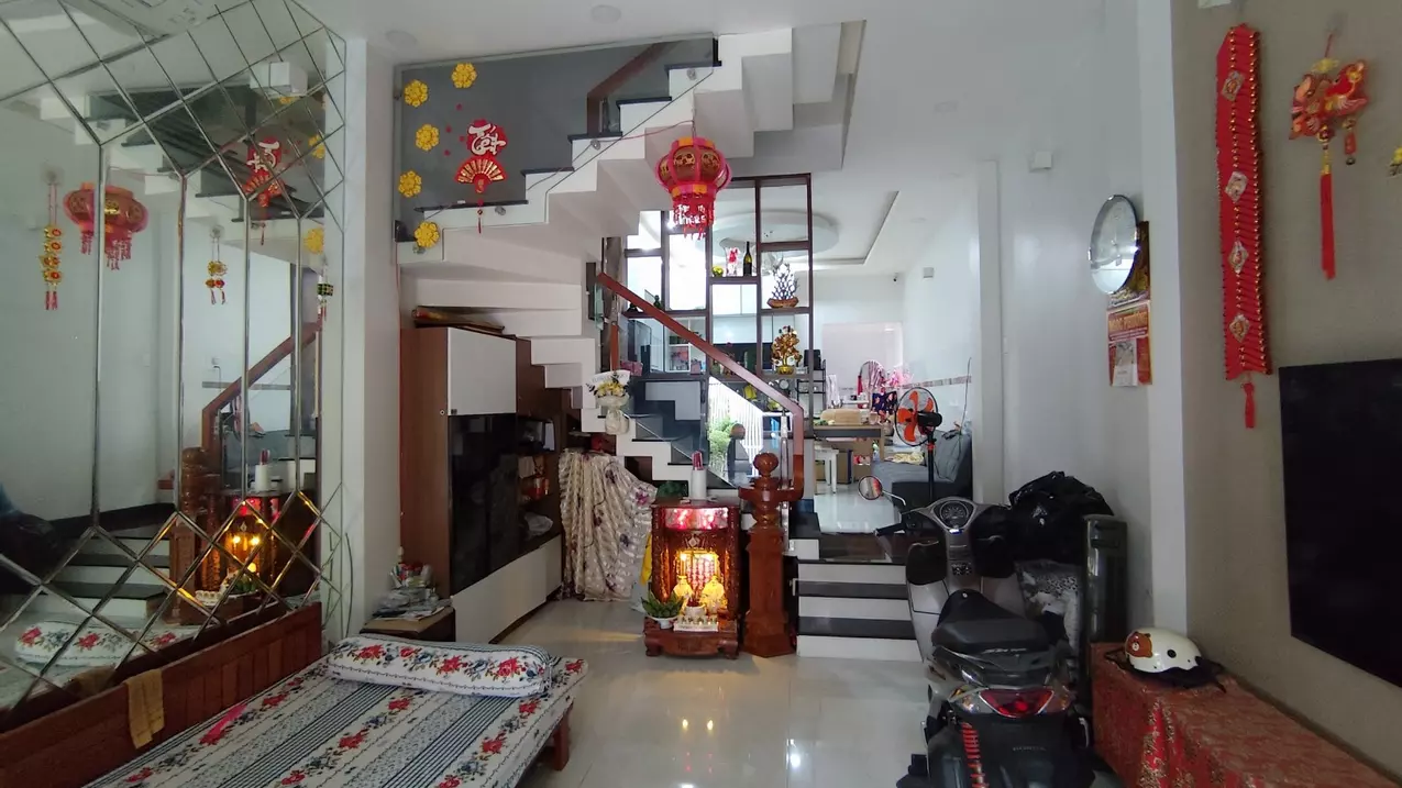 Tan Phu