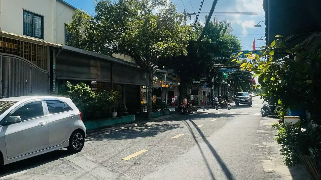 Tan Phu
