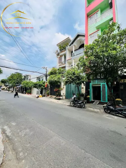Tan Phu