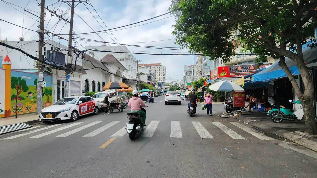 Tan Phu