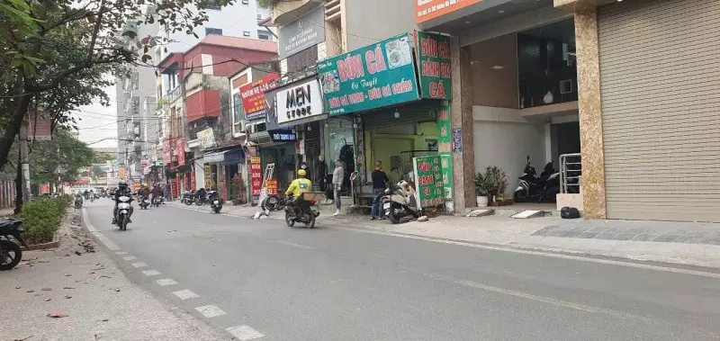 Nam Tu Liem