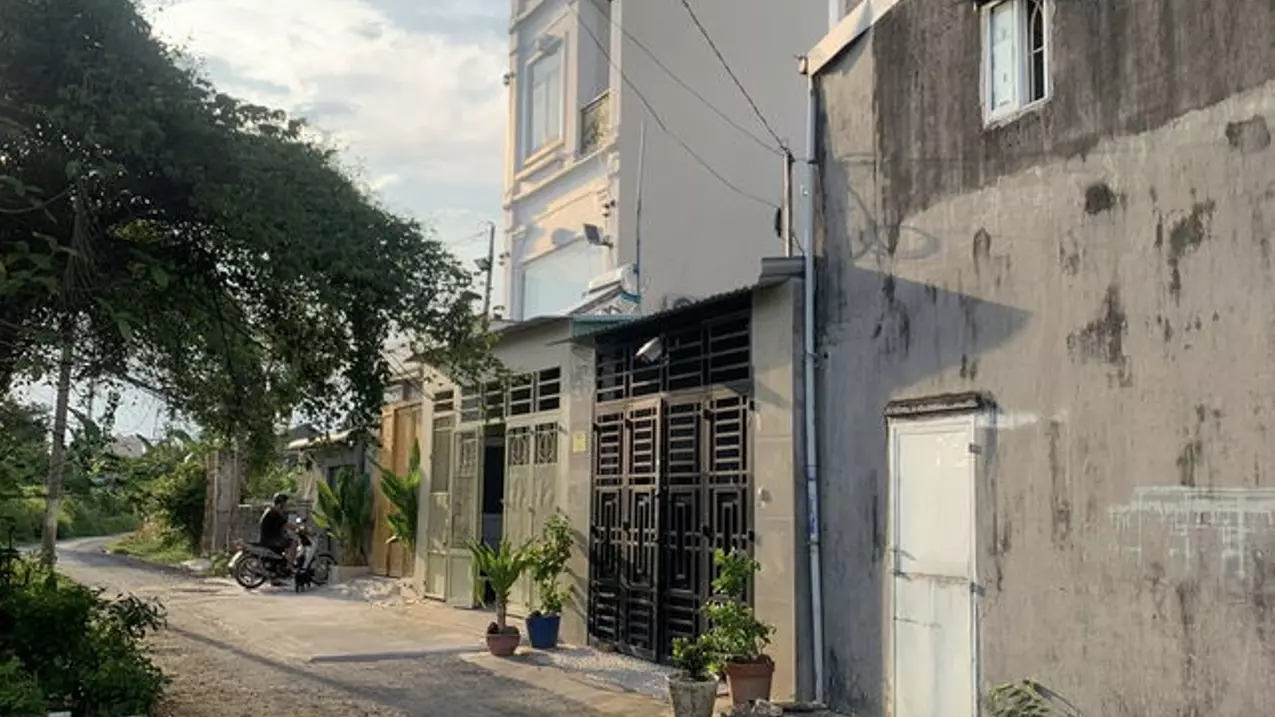 land for sale 30m from the frontage, an phu dong ward, district 12, square window, allowing to build 4 houses