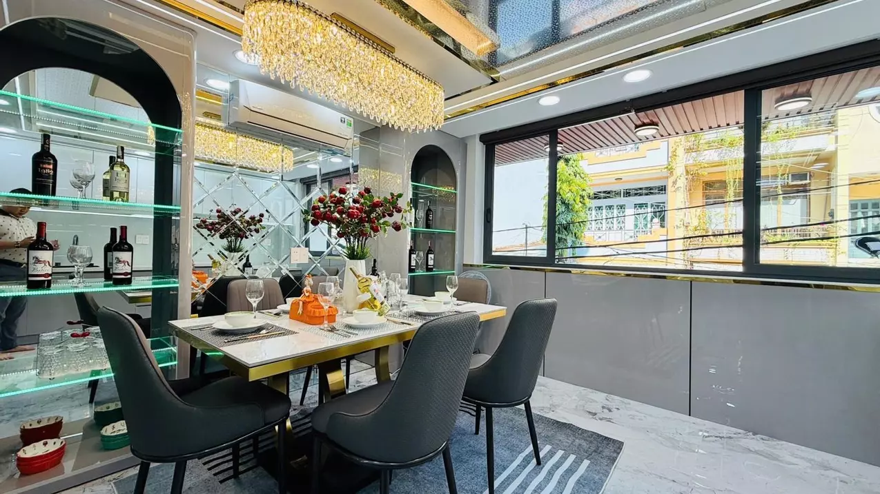land for sale with old front villa - right in the center of thao dien - district 2