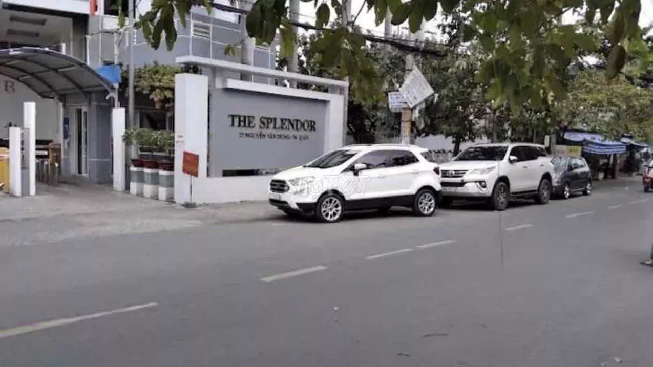 rare land for sale with cash flow of 100 million, frontage on nguyen oanh, 7.5m across, near market, 300m2, 36.5 billion