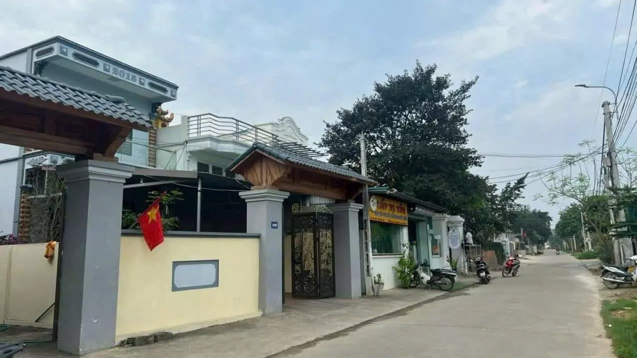 Hoang Mai