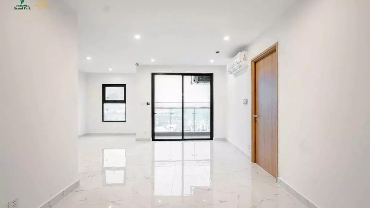 selling 2 bedroom 2 bathroom apartment opposite vincom mega mall, square, international school