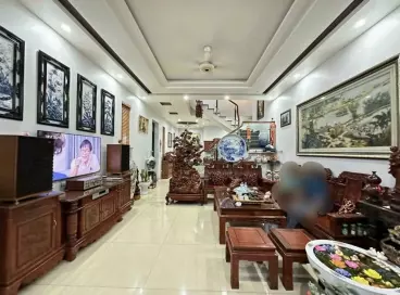 Hong Bang