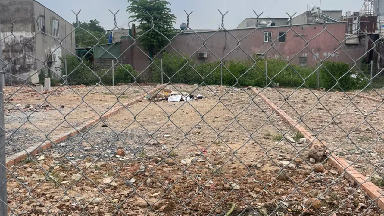 selling land 5x24m for 3.75 billion 6m asphalt road through trinh thi doi