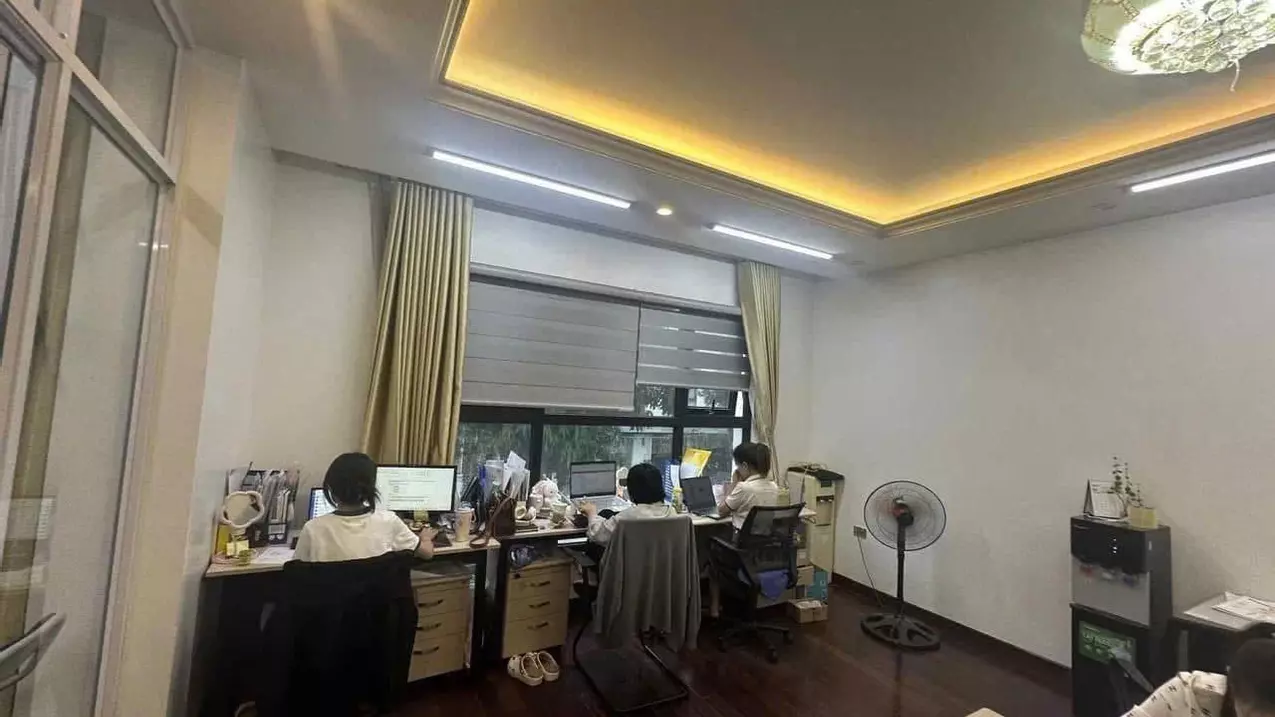 Nam Tu Liem