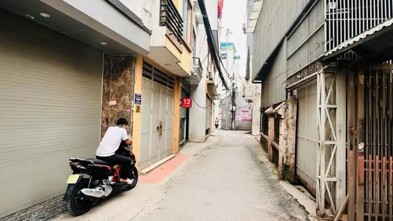 Nam Tu Liem