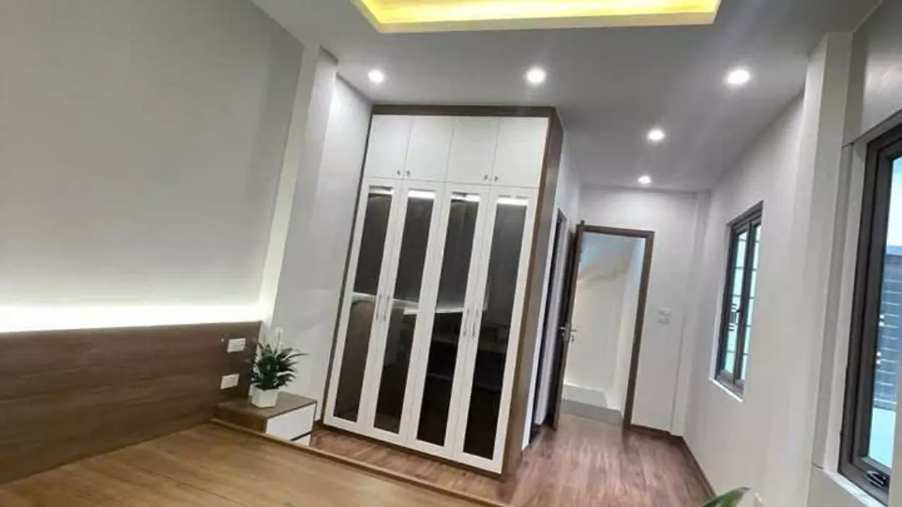 Ha Dong