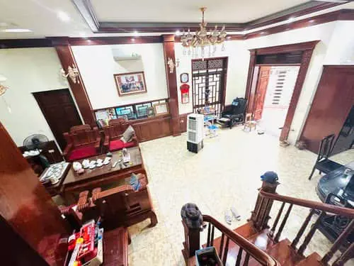 Nam Tu Liem