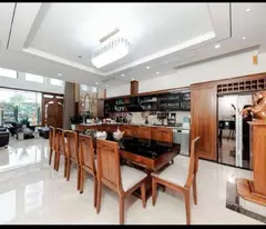 0372311369 selling vip bo de townhouse 90m2 - avoid container road - wide sidewalk - peak an security