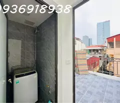 10.4 billion - 5 quintal car parked at door - dao tan, ba dinh - wide frontage - say no to planning