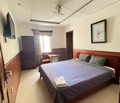 11.4 billion area 90m2 6-storey house front my khe 2 son tra da nang.