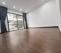 11.5 billion - vu trong phung townhouse 49m2, waiting elevator, bypass car, garage, business.