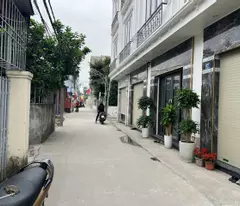 1.5 floor house for sale in dang hai ward - hai an district - pine lane near cars - price 1.98 billion