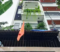 16 description: 7m alley near aeon maill, surrounded by high population 1st, 2nd, 3rd schools.