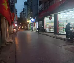 168 kim giang, the alley is as wide as a street - business day and night - sidewalks on both sides "prophecy" for