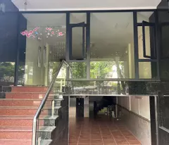 18.12.25.1 for rent 6 floors on the street near cau giay cv, can be used for office, business, export