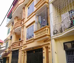 192m2 using mb 5.5x11x3.5 floors, price only 11 million, enough heat, washing, air conditioning, 2 electric meters.