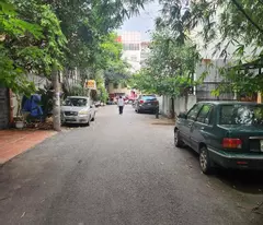 20 billion - est car lot in cau giay district