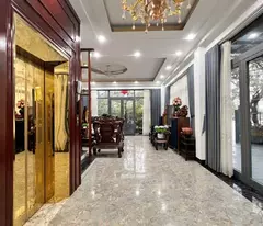 250m² villa – 4 floors – wide frontage – car sidewalk – super beautiful company headquarters
