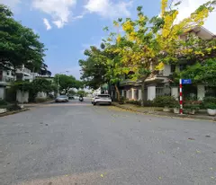 2x billion primary school students receive fully furnished houses immediately. 206m2, 2 floors, 16m road in da ton, gia lam.
