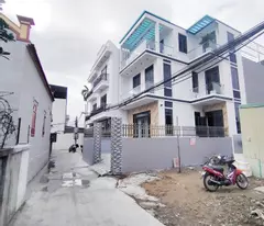 3 super nice apartments with cars parked at the door located at tu lap dang cuong an duong, hai phong