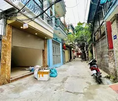 3.5 billion - nguyen khang peak house - for rent for cash - in the middle of cau giay - 30m2 - 5 floors