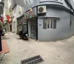 3.6 billion sold a sparkling 5-storey dong thien house, corner lot with car parked at hoang mai door