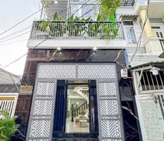 4 floors- 80m2- central district 7- 7 billion