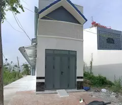 4 - minihouse front room 4.3 million fully furnished with car parking