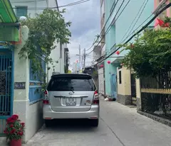 4.2 billion – district 7 – car alley – private pink book – near nguyen van linh