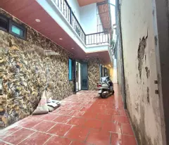 4.35 billion sold a sparkling 3-storey thanh lan house right in hoang mai