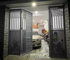 5 billion to get a 3-story house right front, a car to sleep in the house, the best location in district 9