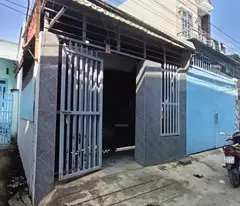 5.5 million 2 bedroom house near central general hospital