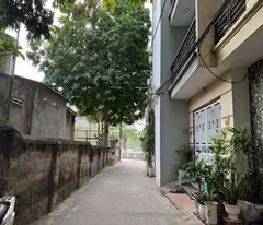 58m - 4 floors 10.5 billion - ngoc thuy - long bien super product 4 floors - free furniture - road more wide 5m -