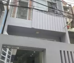 6 million 2 bedroom house behind vincom hung vuong