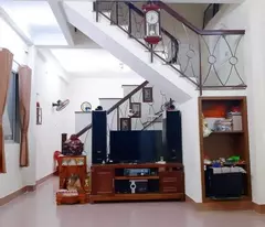 61m2 just over 4 billion 3 floors oto alley area go xoai, ong ten market.