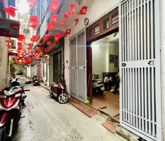 8.6 billion cash flow house pham van dong - hoang quoc viet fully furnished, near street, 35m2, 6 floors