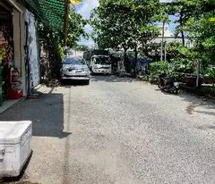 97m2, width 5.4 x 18m, 4 rooms for rent 240 million/year, 8m car-accessible alley, 300 nguyen van linh, binh