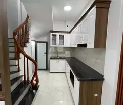 ancient townhouse for sale in ngoc lam, business business 36m2 * 6 floors * 9.15 billion, with elevator