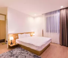 apartment building for sale in tu hoa street, tay ho - 176m² x 8t - 13m mt - cash flow 2 billion/year - 75 billion