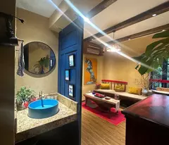 apartment view ngo quyen street - near lake - super center - 35m - 4.6 billion.