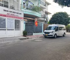 au co front house for sale - 2 floors - good business