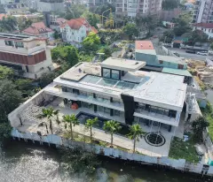au co giap tan binh, 4 floors 60 m2, car sleeping in the house, price slightly 6 billion. so delicious!
