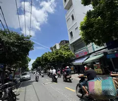 au duong lan front house for sale, 855m2, 9-storey elevator, only 41 billion